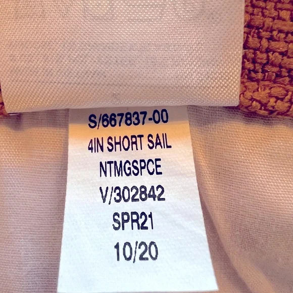 Banana Republic 4inch Shorts - Picture 4 of 5